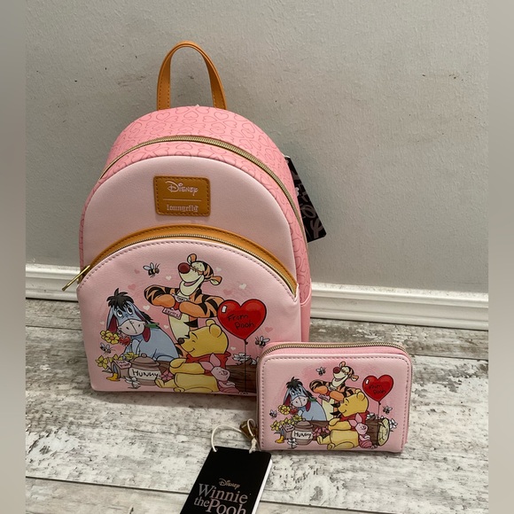 NWT Loungefly Winnie The Pooh Valentine\'s Day Mini Backpack and wallet in set
